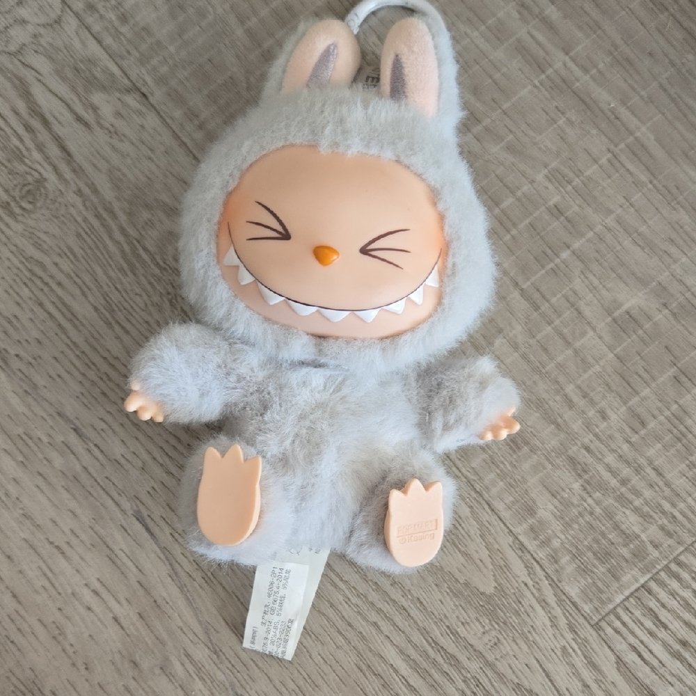 Popmart Labubu Dolls - Picture 4 of 5